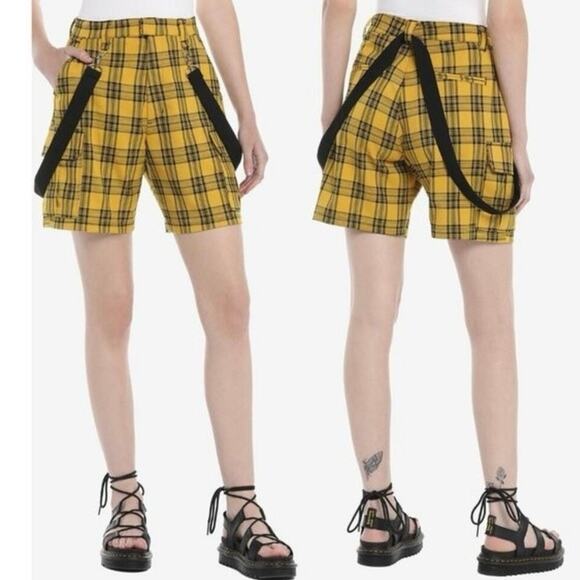 Hot Topic Yellow Black Plaid Cargo Suspender Bermuda Shorts Size Small - Picture 1 of 7